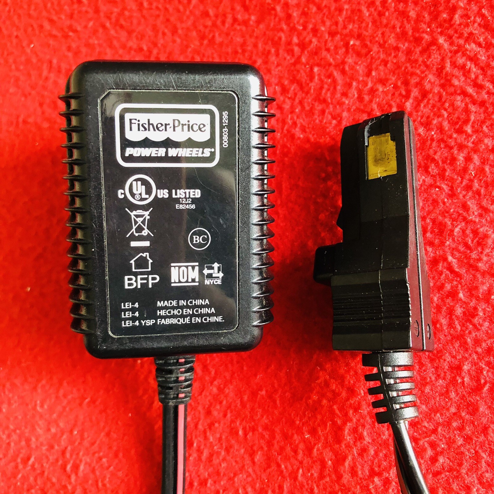 Original Fisher Price Power Wheels 12 volt Battery Charger Model 00801-1778 OEM