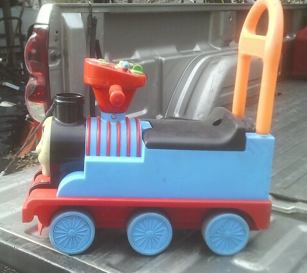 Thomas train sit and ride on toy 19 inches long used condition 2010 Gullane