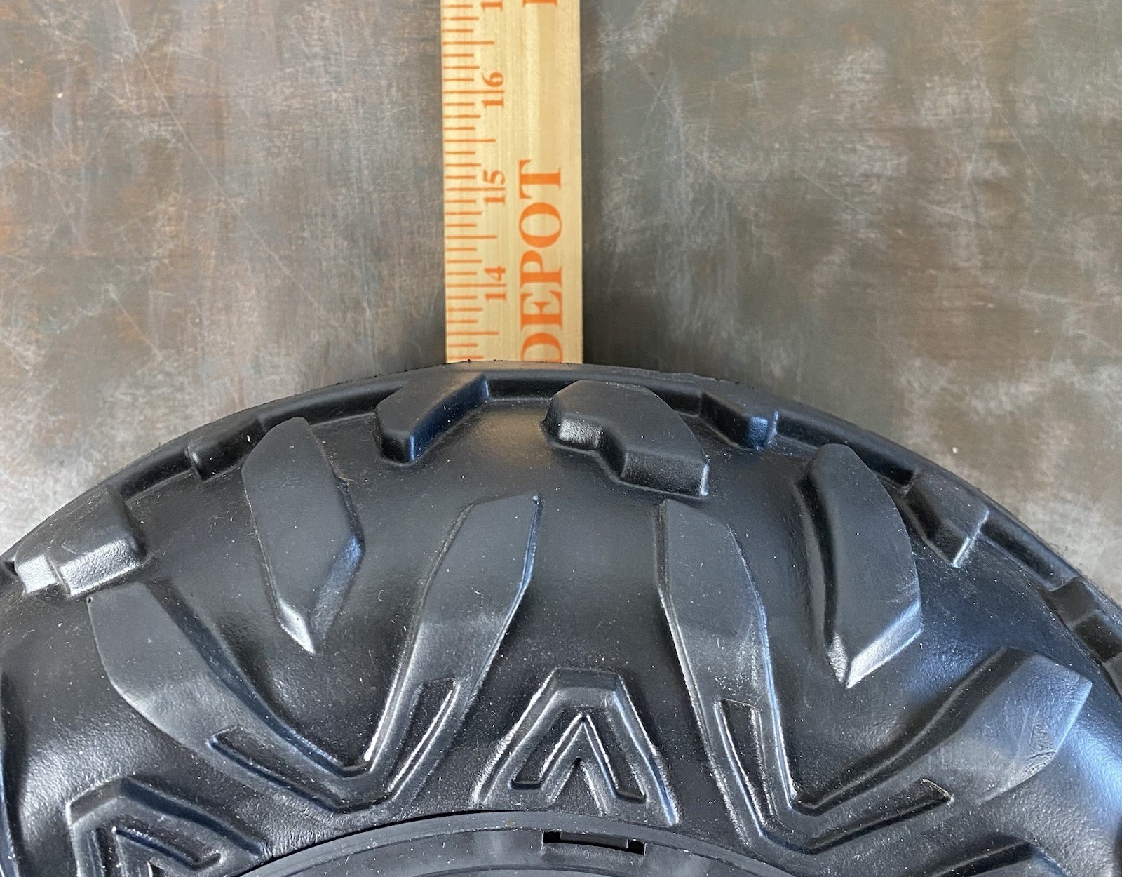 2-Pack Power Wheel Tires 13″ EVA Solid Upgrade Car/SUV/UTV/ATV 1.2cm Hole Alliga