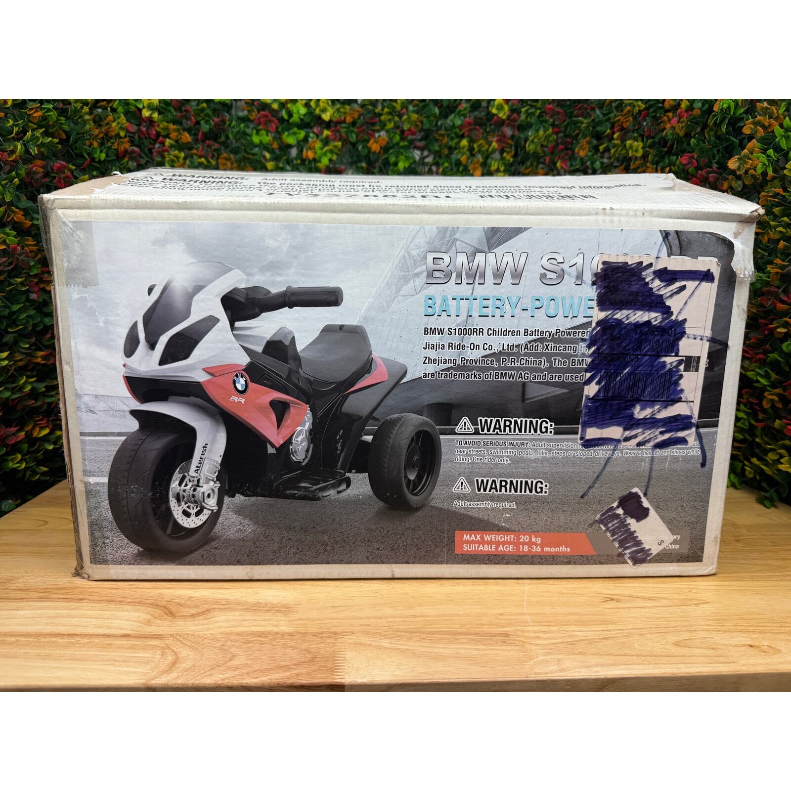 BMW S1000RR Motorcycle Trike Childrens Ride-On Bike Black Red White Bred NEW NIB