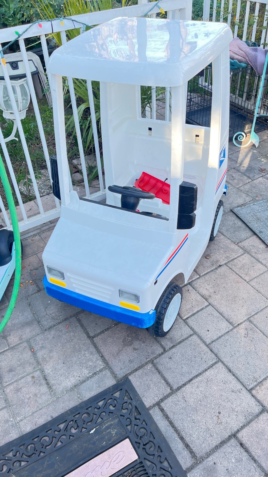 USPS Mail Truck Ride-On Toy with Rechargeable Battery