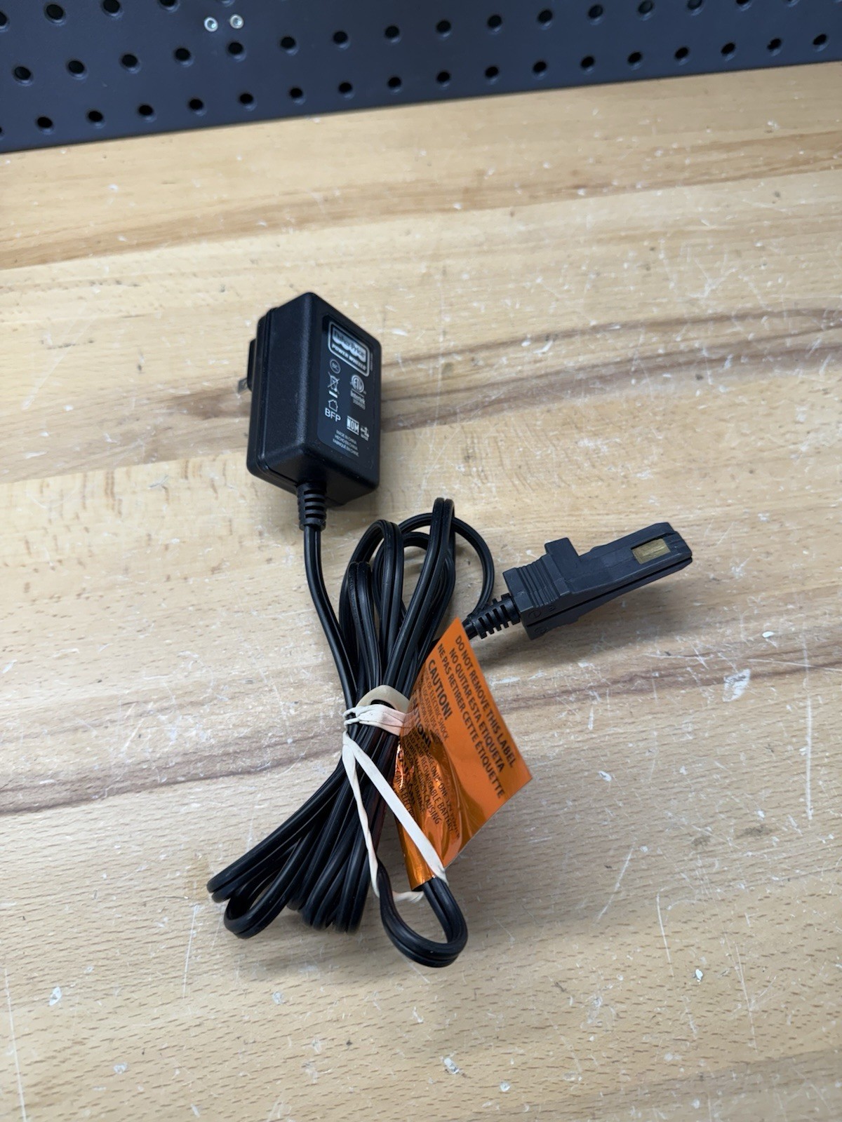 (N) Original Power Wheels Fisher Price 12 Volt 12V Battery Charger 00801-2101