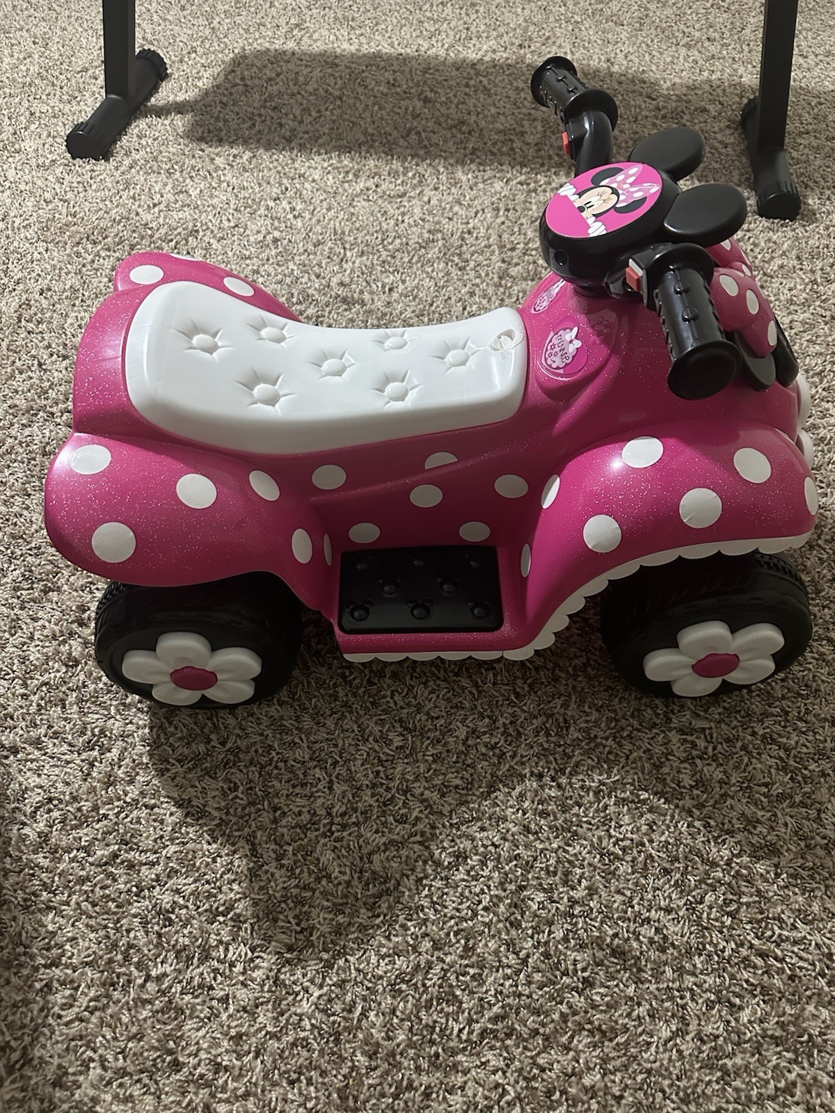 6V Minnie Mouse Quad Battery Powered Ride-on Ages 3+ Lightly Used no charger