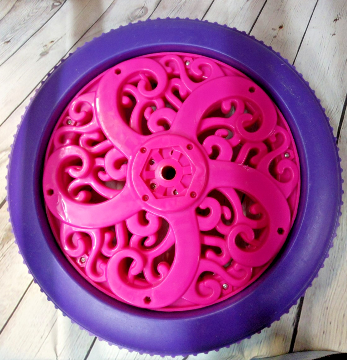 Rare!!! Dynacraft Princess Carriage Front Wheel Set Pink/Purple * Model 8802-64