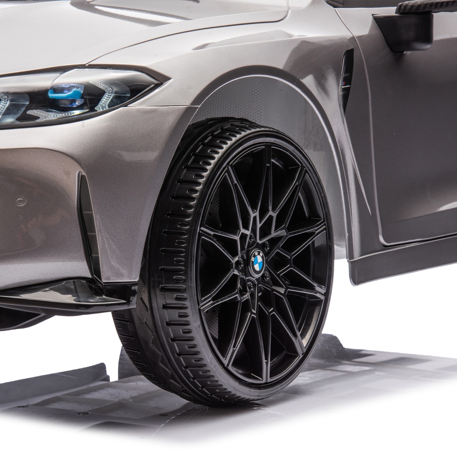 Licensed BMW M4 Electric Ride-On Car 24V Truck with Remote Control for Kids 3-5