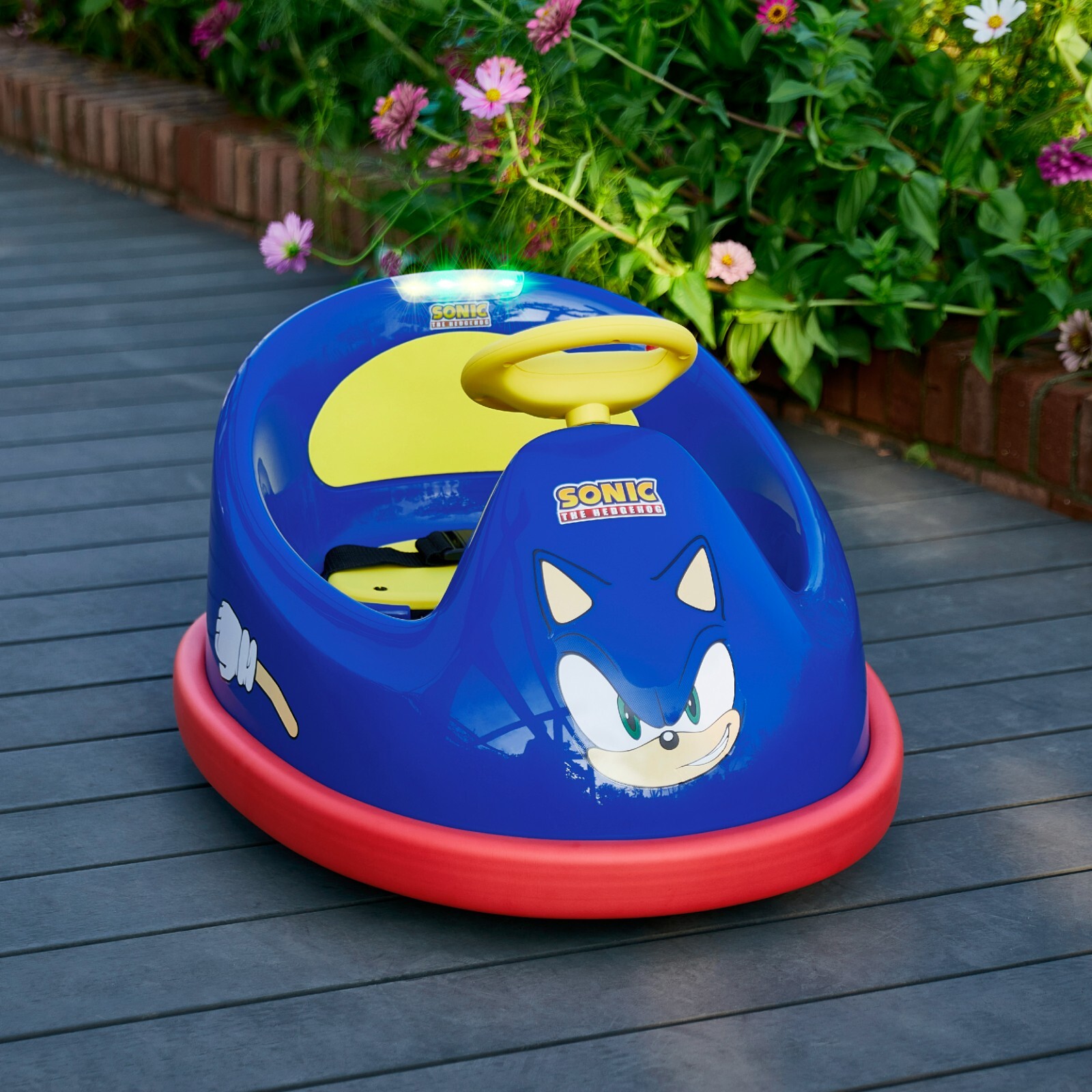 Sonic the Hedgehog Electric Bumper Car 2 Speed for kids 360 degree turning