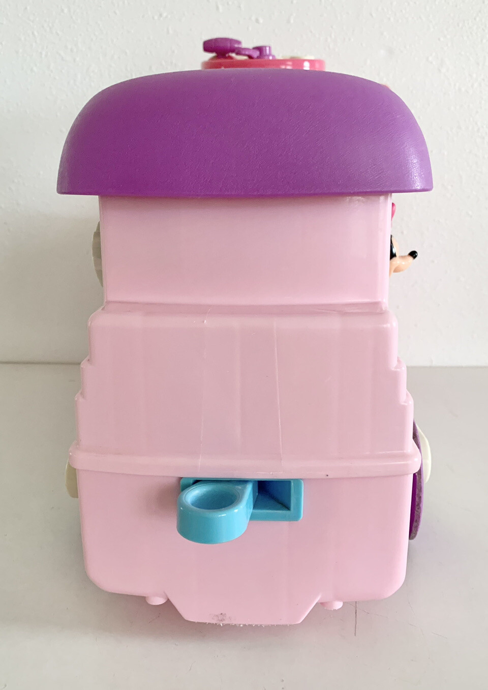 Disney Junior Minnie Train And Tracks – 6v Battery – Charger Not Included