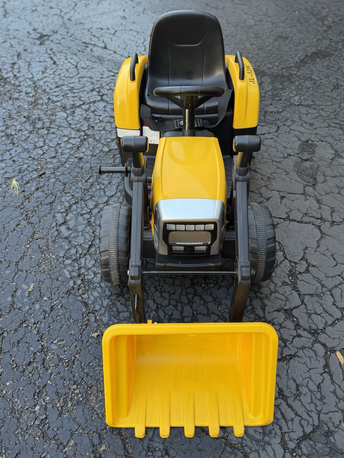 12V Kids Ride-On Excavator Tractor w/ Front Loader Bucket JL-520C Yellow