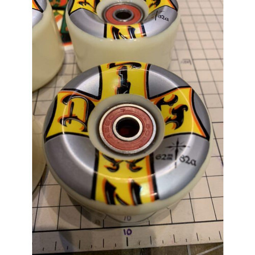 Brand new DOG TOWN soft wheels 62-82a, bearings not included