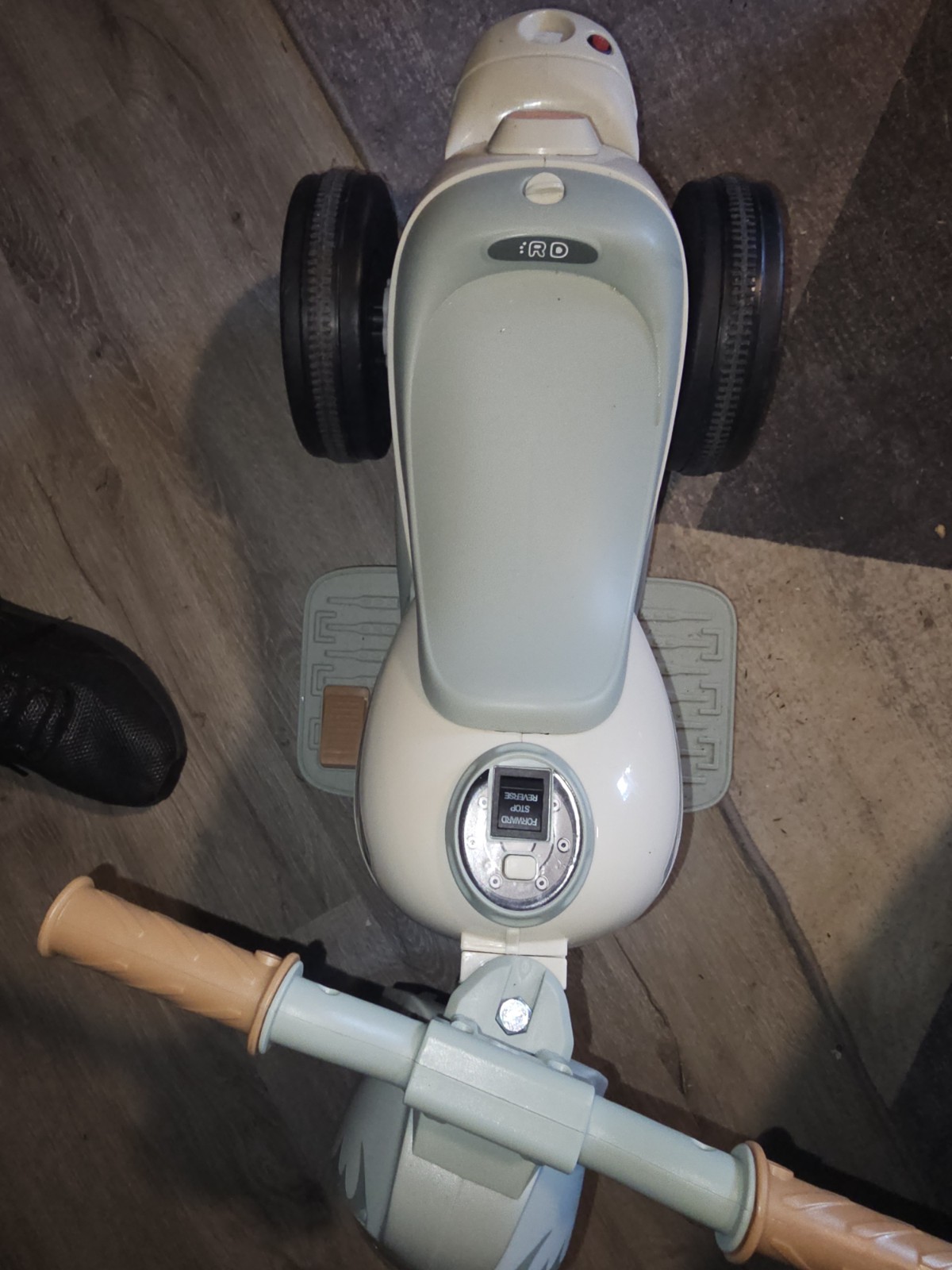 Kids Battery Operated 3-Wheel Ride-On Motorcycle Gray/White 1-4Y w/ Bubble Funct
