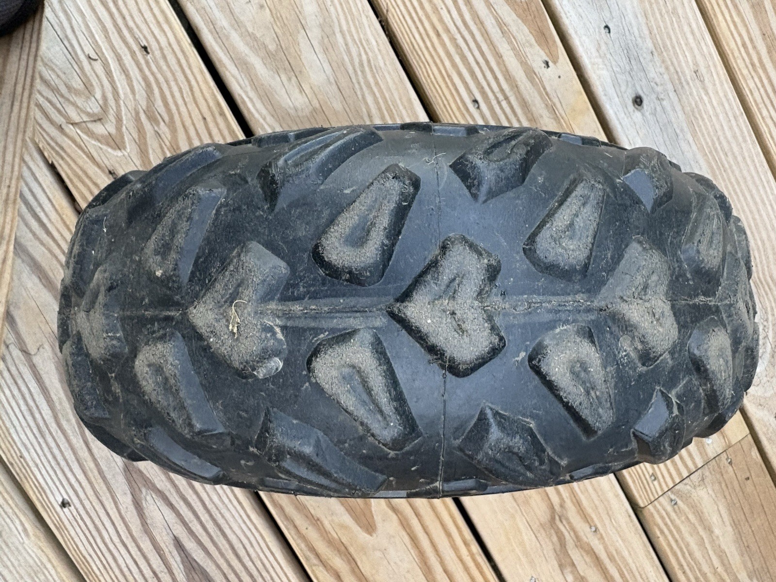 Lightly Used Condition Front R Wheel for Yamaha Raptor Ec-1708 Riding Toy 12v