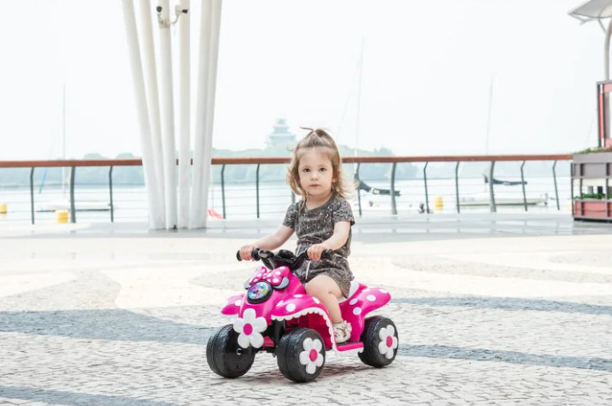 6V Minnie Mouse Quad, Battery Powered Ride-on, Ages 3+