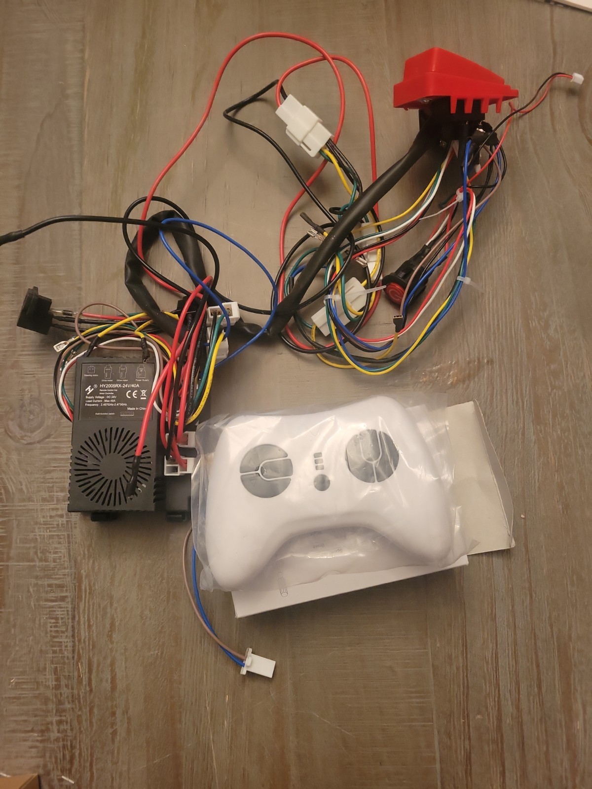 hy2005rx-2-24v,HY2005RX-24V/40A Remote Control and mainboard Ride With Wiring