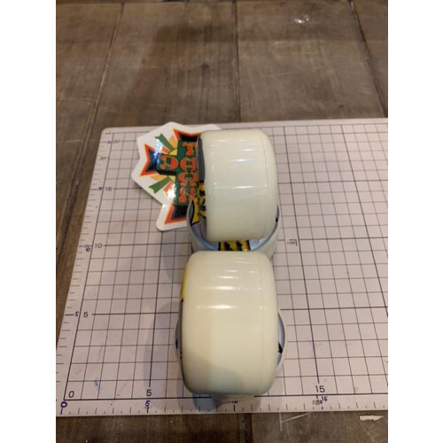 Brand new DOG TOWN soft wheels 62-82a, bearings not included
