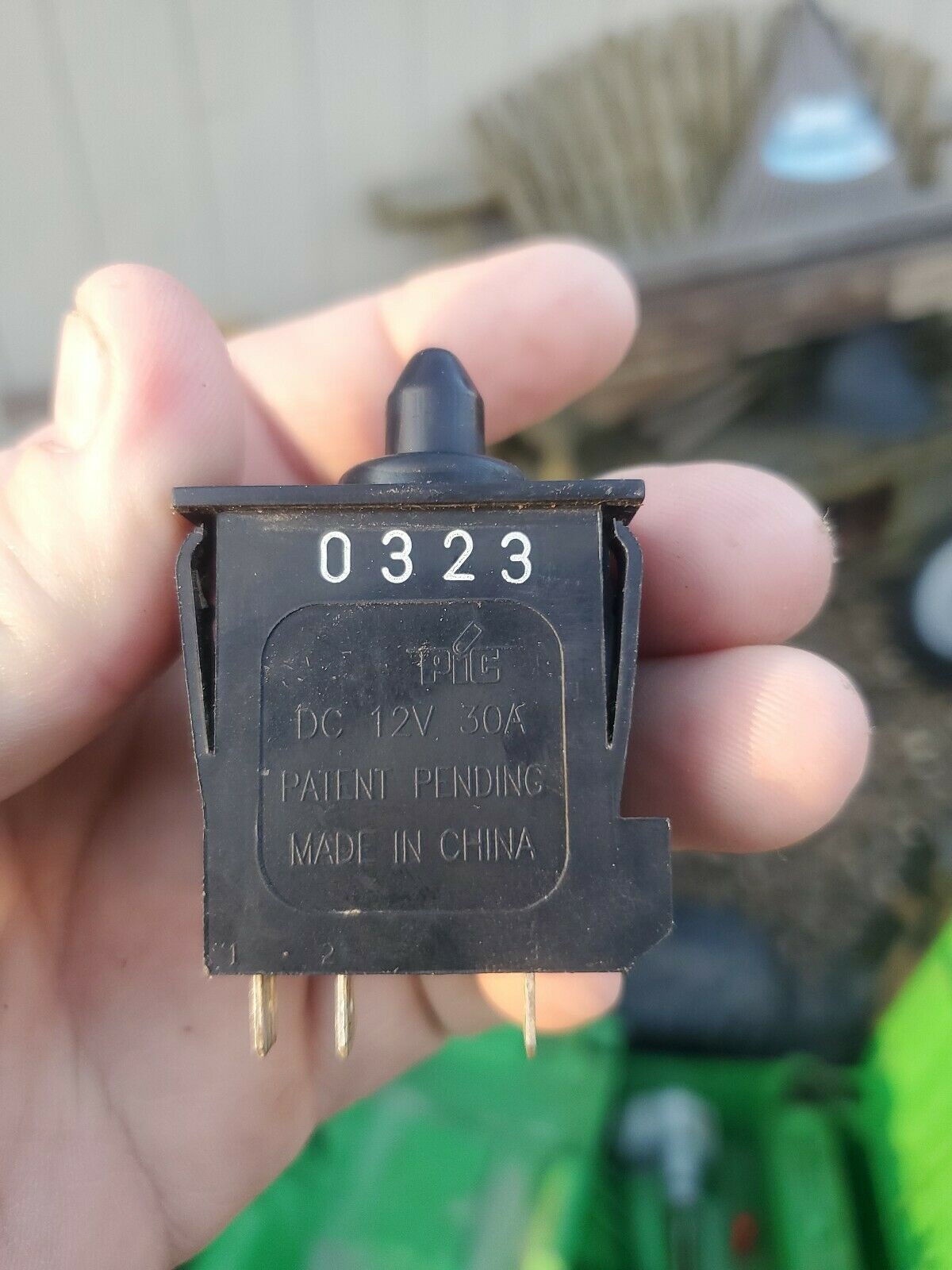 PRE-OWNED YAMAHA RAPTOR ELECTRIC QUAD 3 TAB FOOT SWITCH