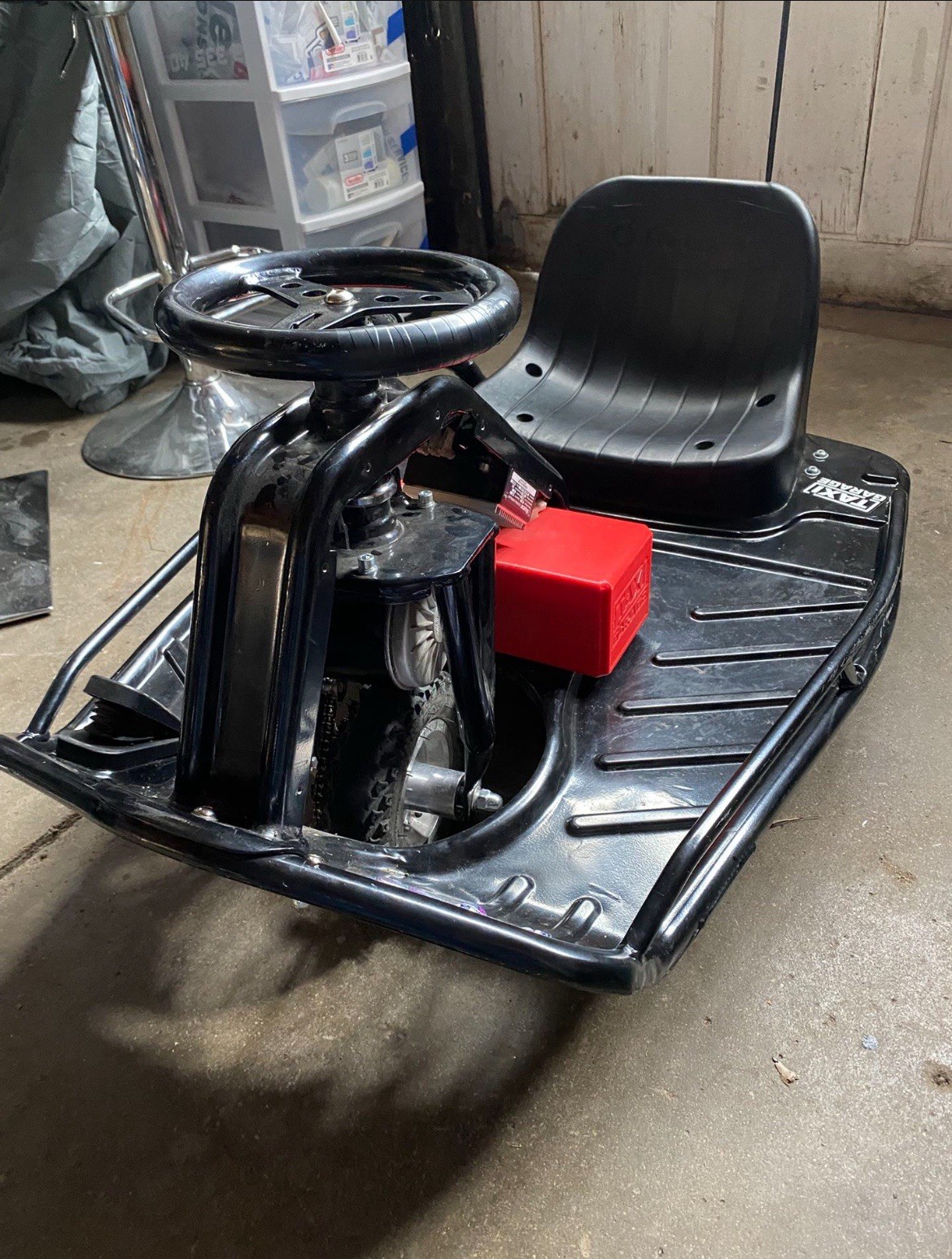 Razor Crazy Cart Electric Ride-On Drifting Go-Kart 24V Black/Red