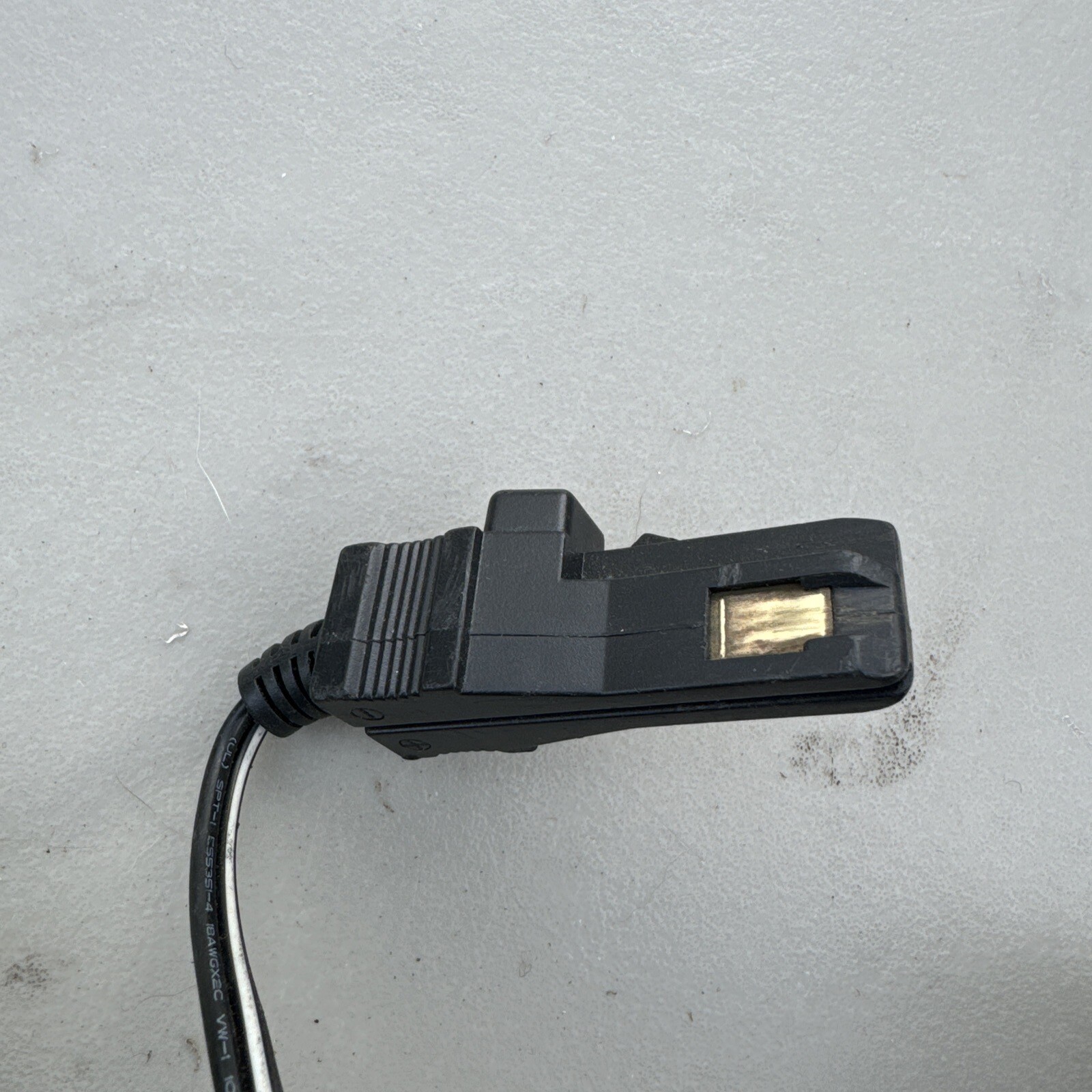 Fisher Price Power Wheels 00801-0972 Class 2 12V Charger Model C-12150