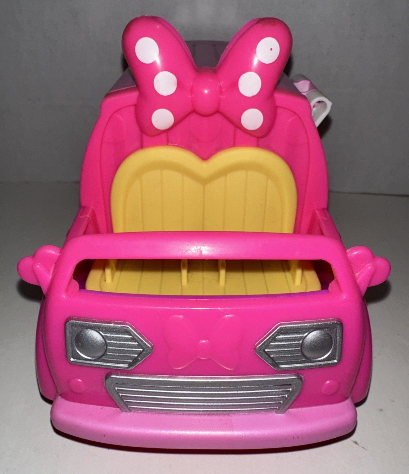 Disney Minnie Mouse Happy Helpers Van Plus Figures Pets Furniture Lot
