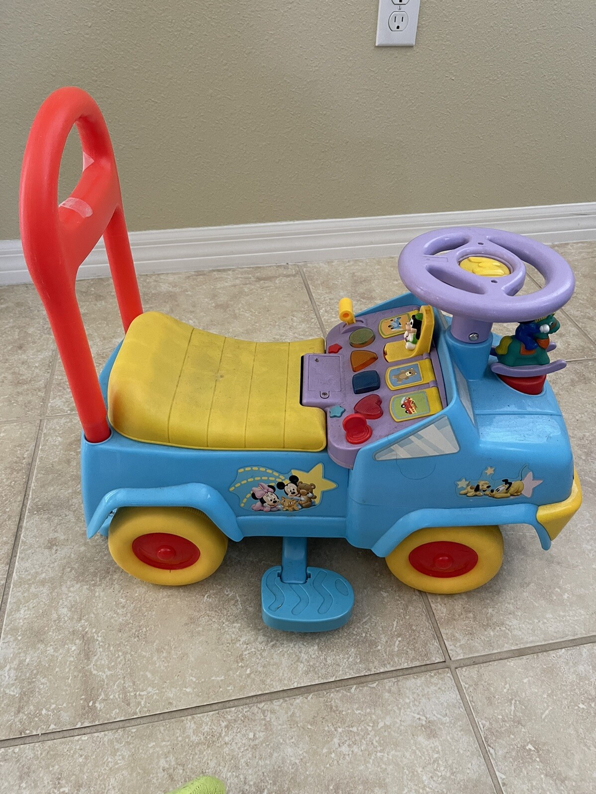 Kiddie land Disney Mickey Mouse Ride On