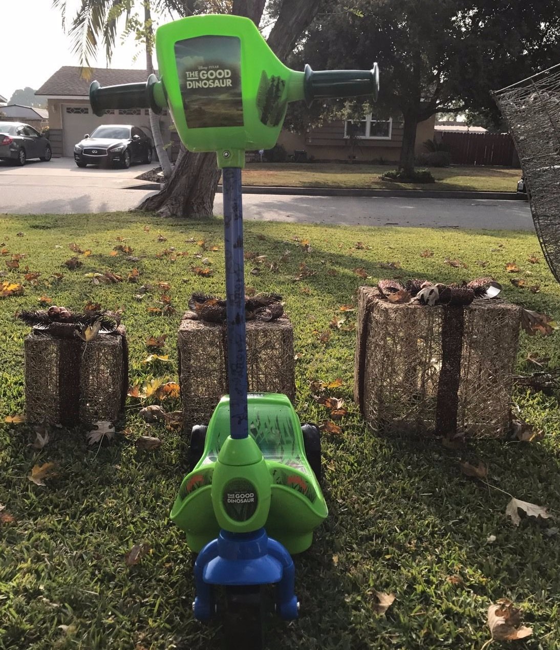 Huffy Disney Pixar The Good Dinosaur 6v Battery Powered Ride on Scooter