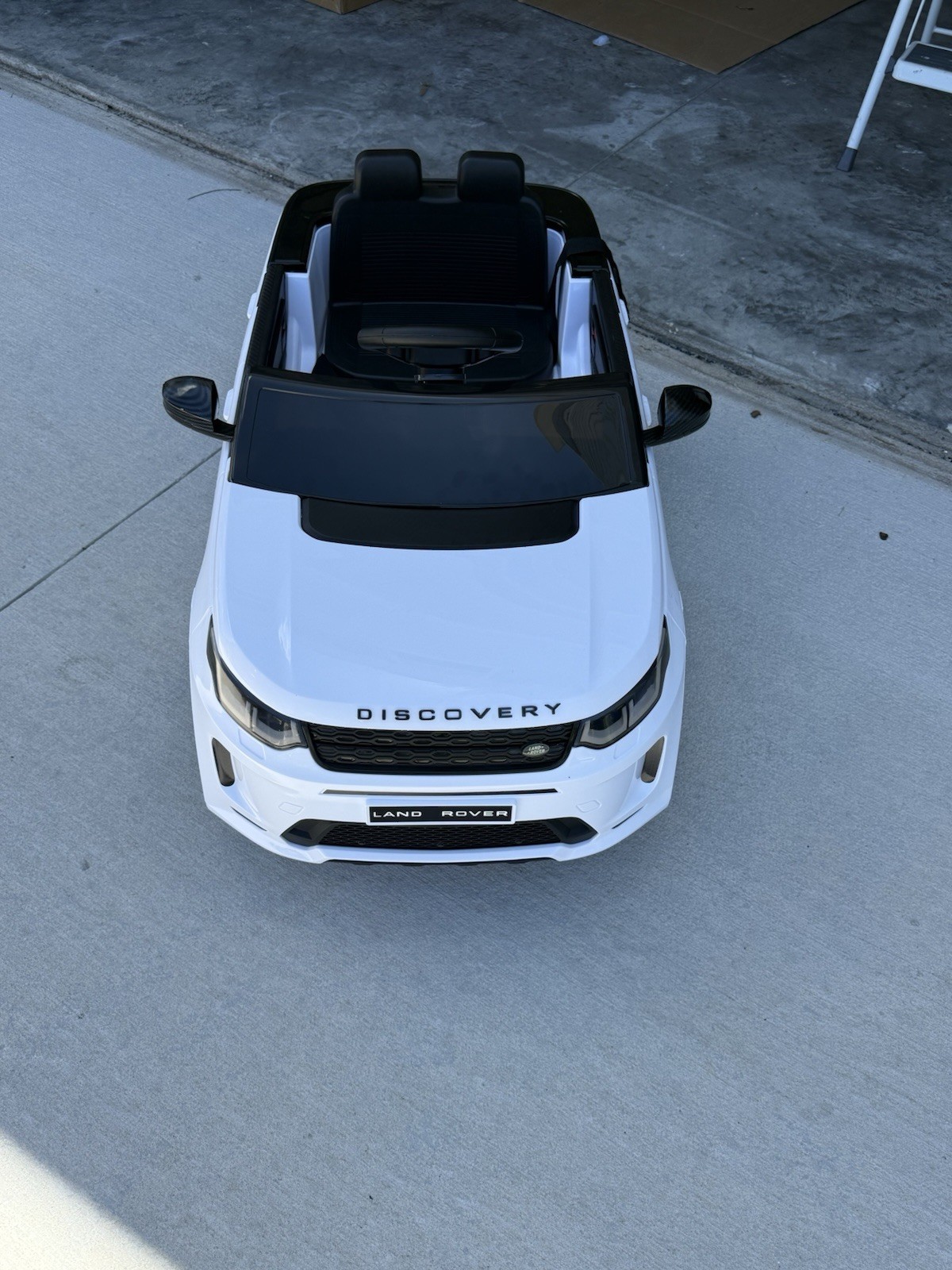 Kids 12V Ride On Car Licensed Land Rover Electric Vehicle w/ Remote Control