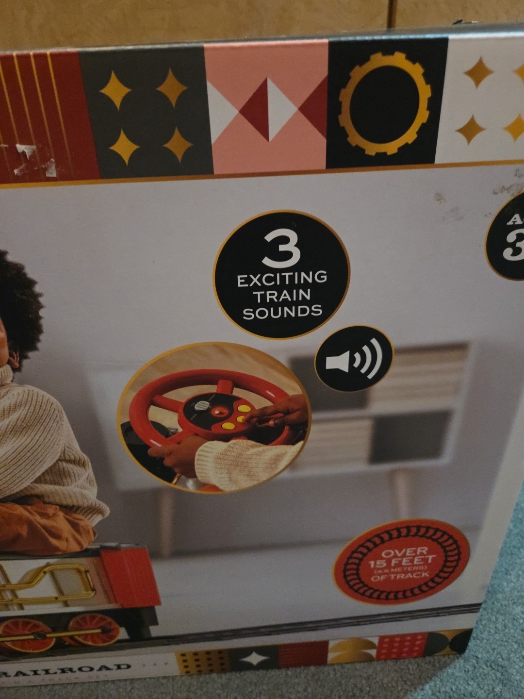 FAO Schwarz Ride-On Motorized Train with LED Light & Over 15 Feet of Track NEW