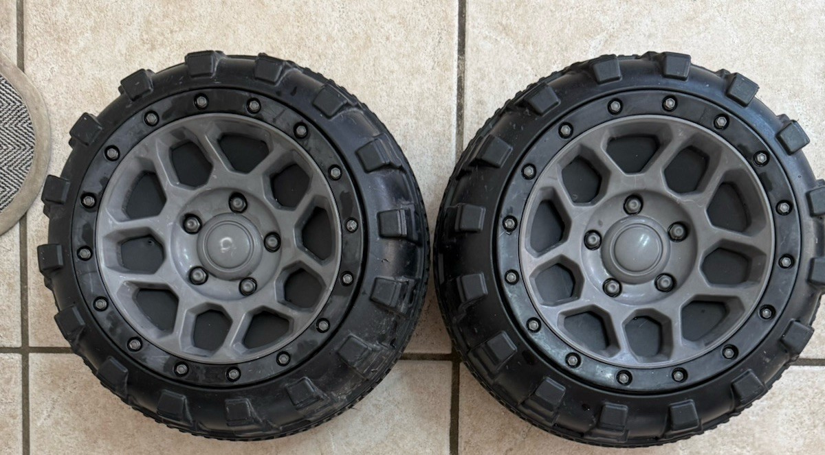 12V Power Wheels Vehicle Front Wheels With Hubcaps