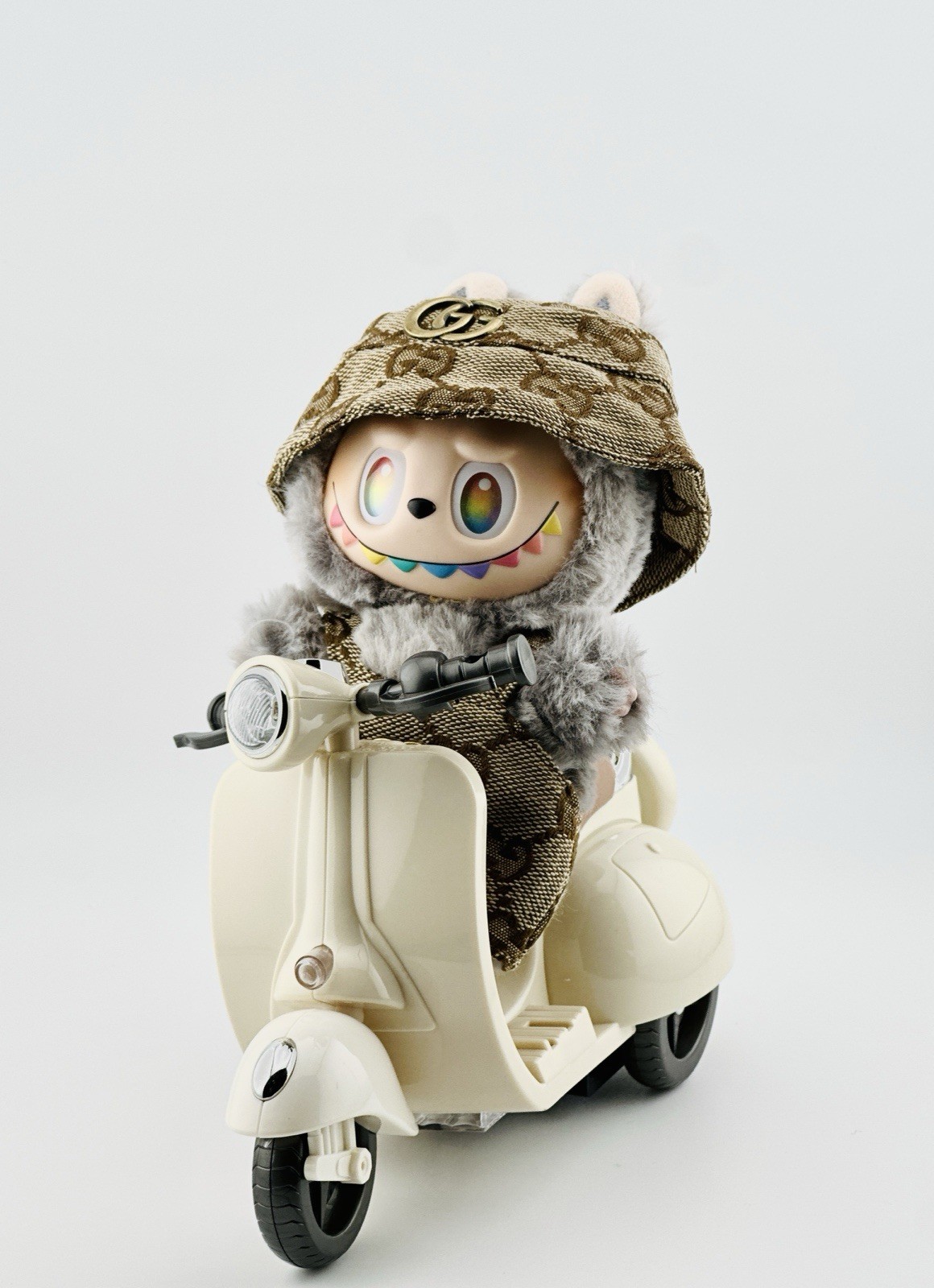 Battery-Powered Toy Scooter (Switch On/Off) – 3 AA Batteries/ Doll Not Included