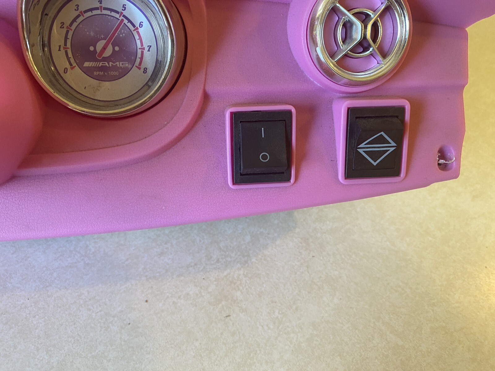 Disney Princess Mercedes: Action Wheels: Dashboard Assembly with Switches