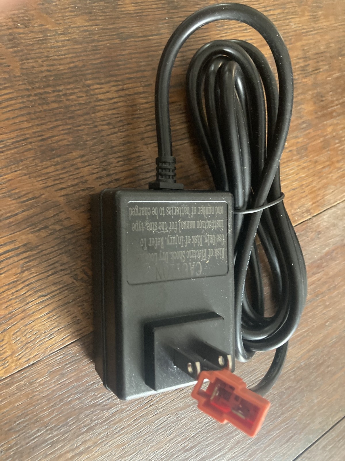 Class 2 Battery Charger | Model: SL06-07-11 | 7.0V 0.8A