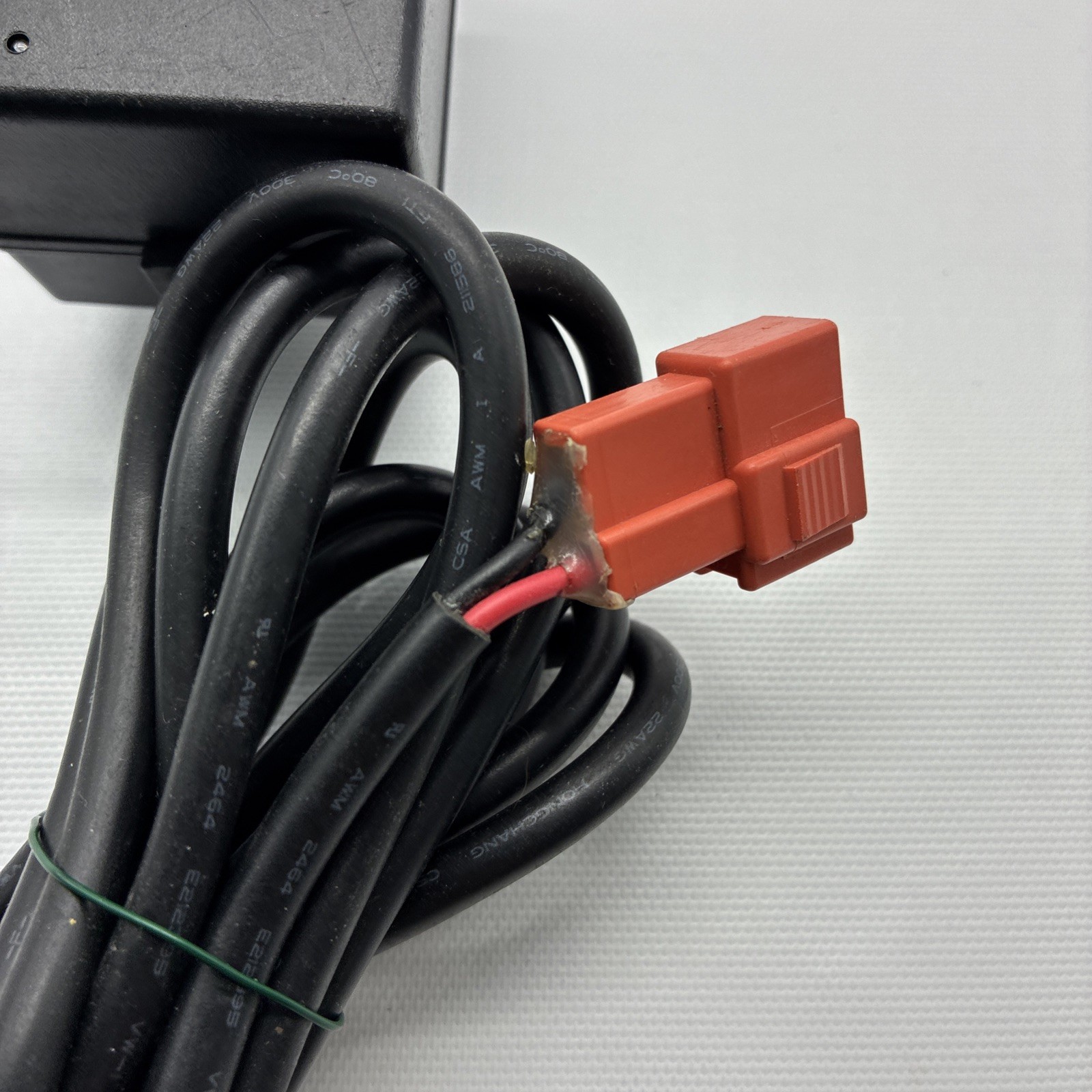 SHENGLE ELECTRONIC BATTERY CHARGER 7V KID TRAX MOTION TRENDS SL06-04-01