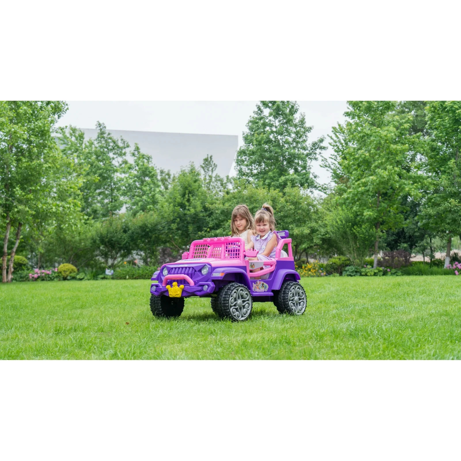 Disney Princess Voyager 12V Battery-Powered Ride-On SUV with Remote, Ages 3+