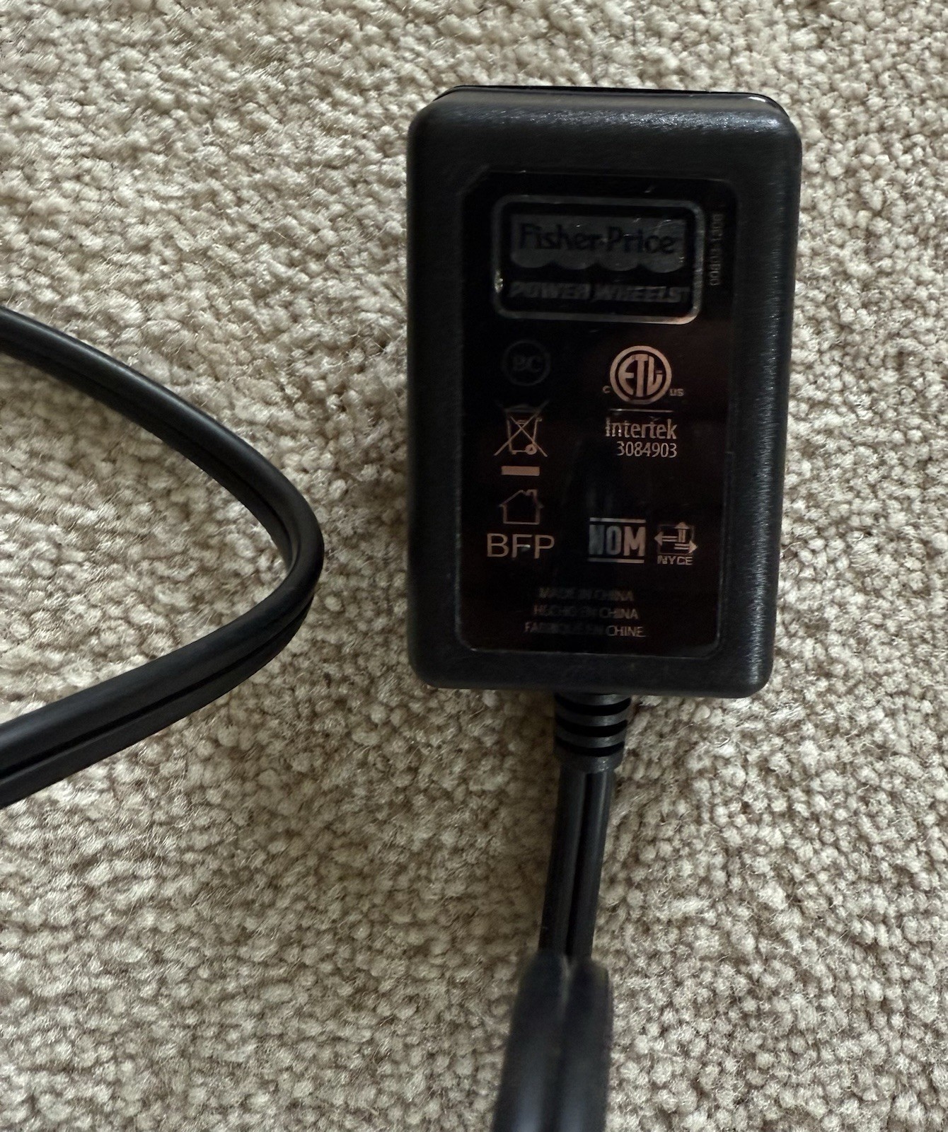 GENUINE FISHER PRICE POWER WHEELS- TODDLER 6 VOLT CHARGER Brand New-Damaged Box