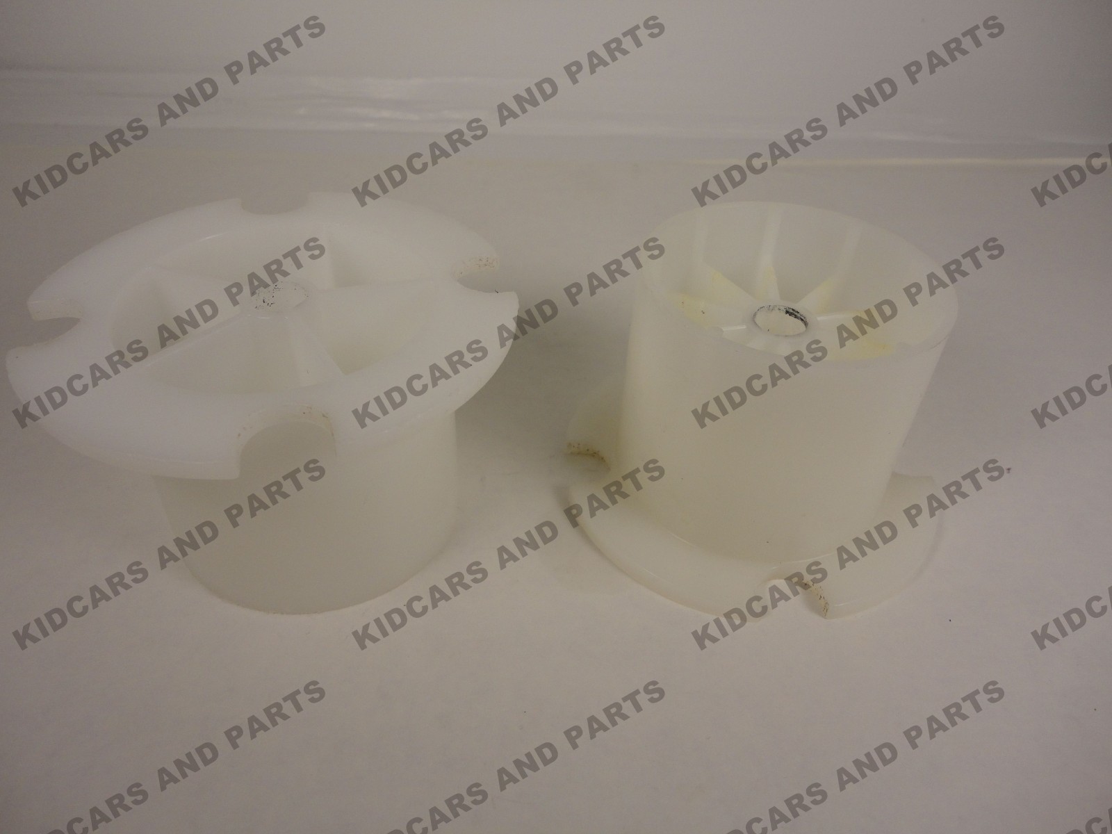 POWER WHEELS REPLACEMENT GEARBOX / WHEEL DRIVERS SET OF 2