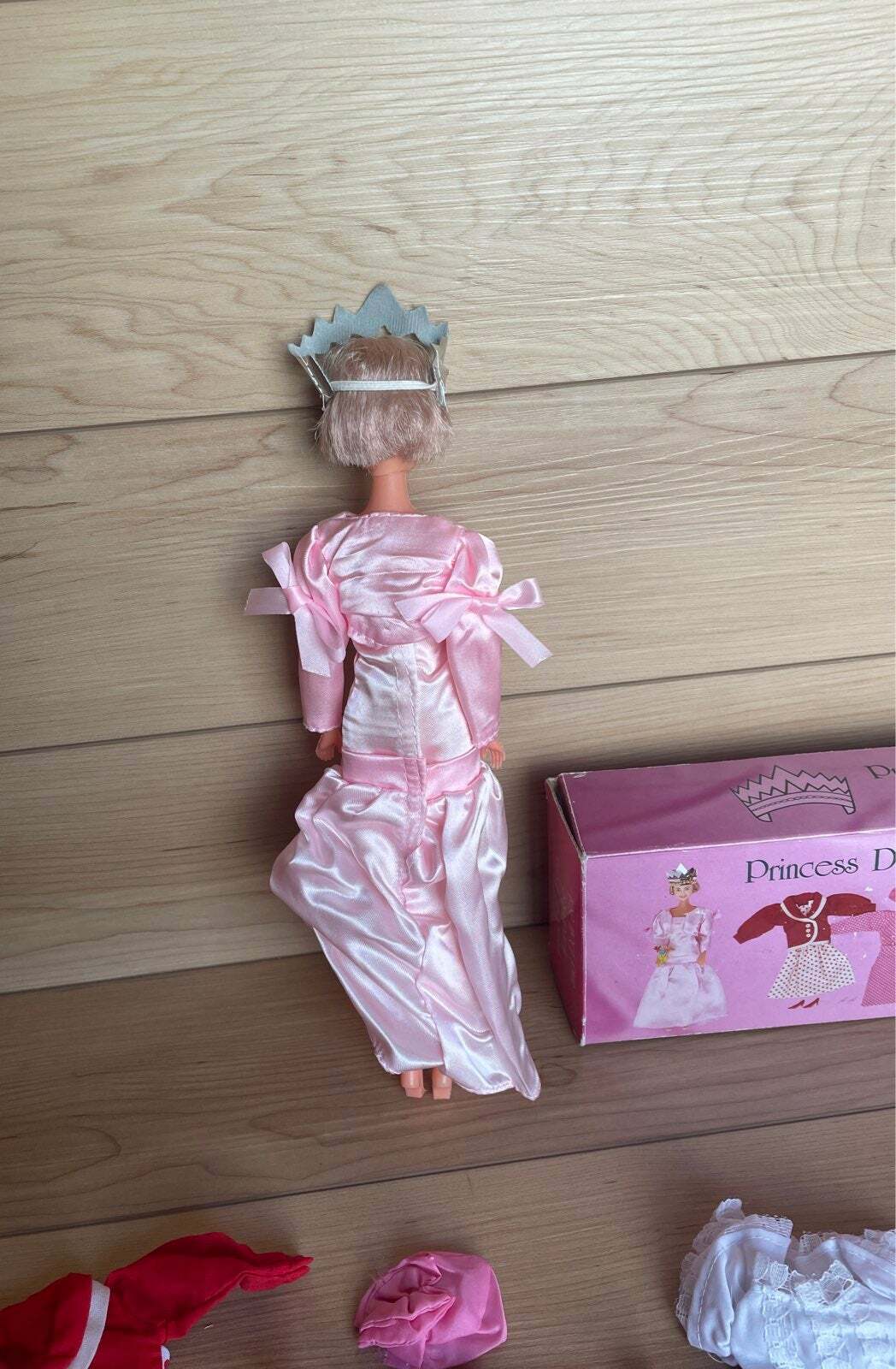 VTG Princess Diana Doll Wardrobe And Doll Set – B-i4-C