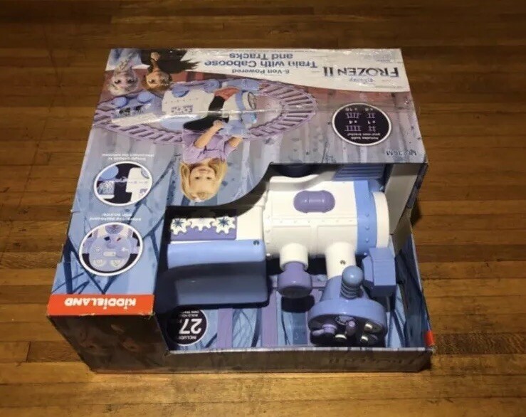 [New/FROZEN II/KiddieLand] Ride-On TRAIN{Toddler} with Tracks Charger & Battery!