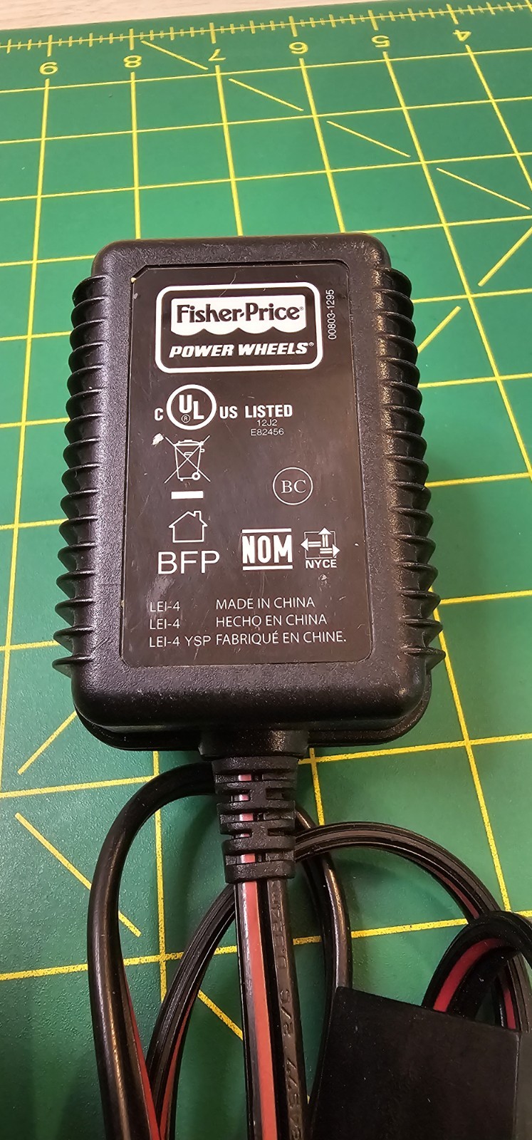 Fisher Price Power Wheels 00803-1295 6V Class 2 Battery Charger OEM Genuine P2