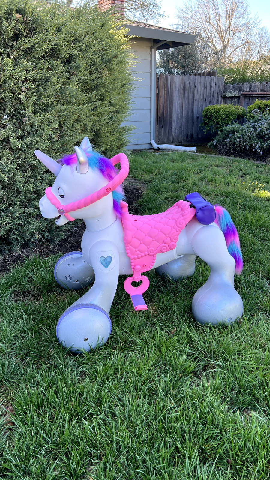 Kid Trax Rideamal Unicorn Ride On Toy – KT1489I