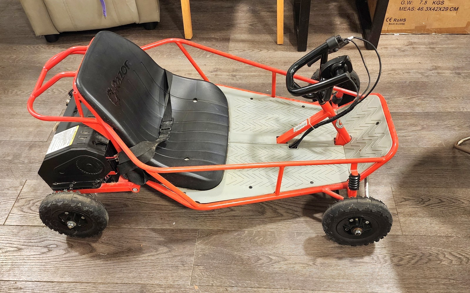 Razor Ground Force Dune Runner-24v Electric Ride-on-up To9 Mph 8″ Pneumatic…