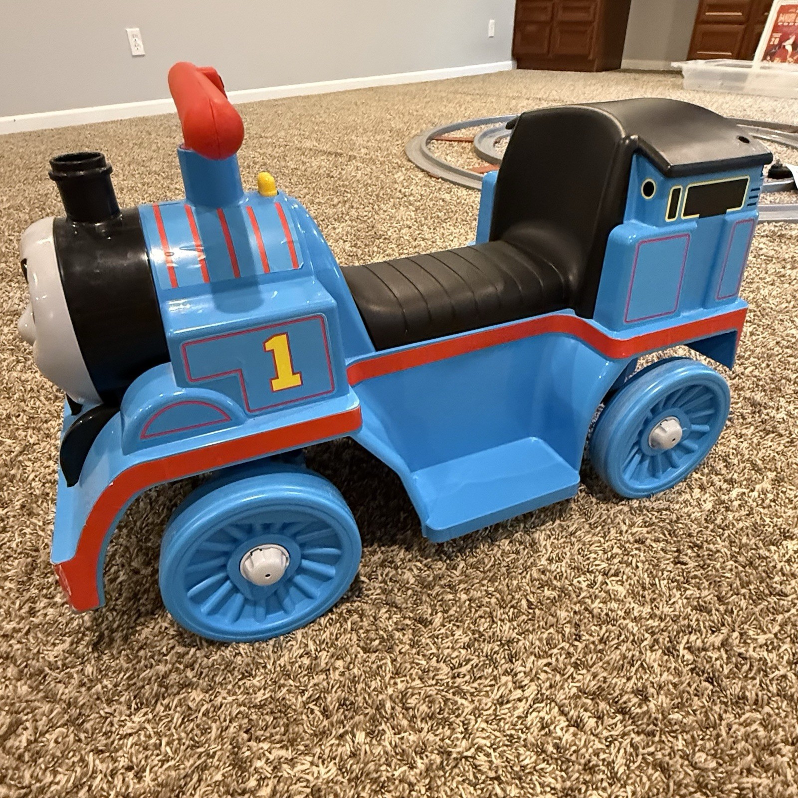 Fisher Price Power Wheels Ride-on Thomas & Friends Thomas On Track WORKS!!