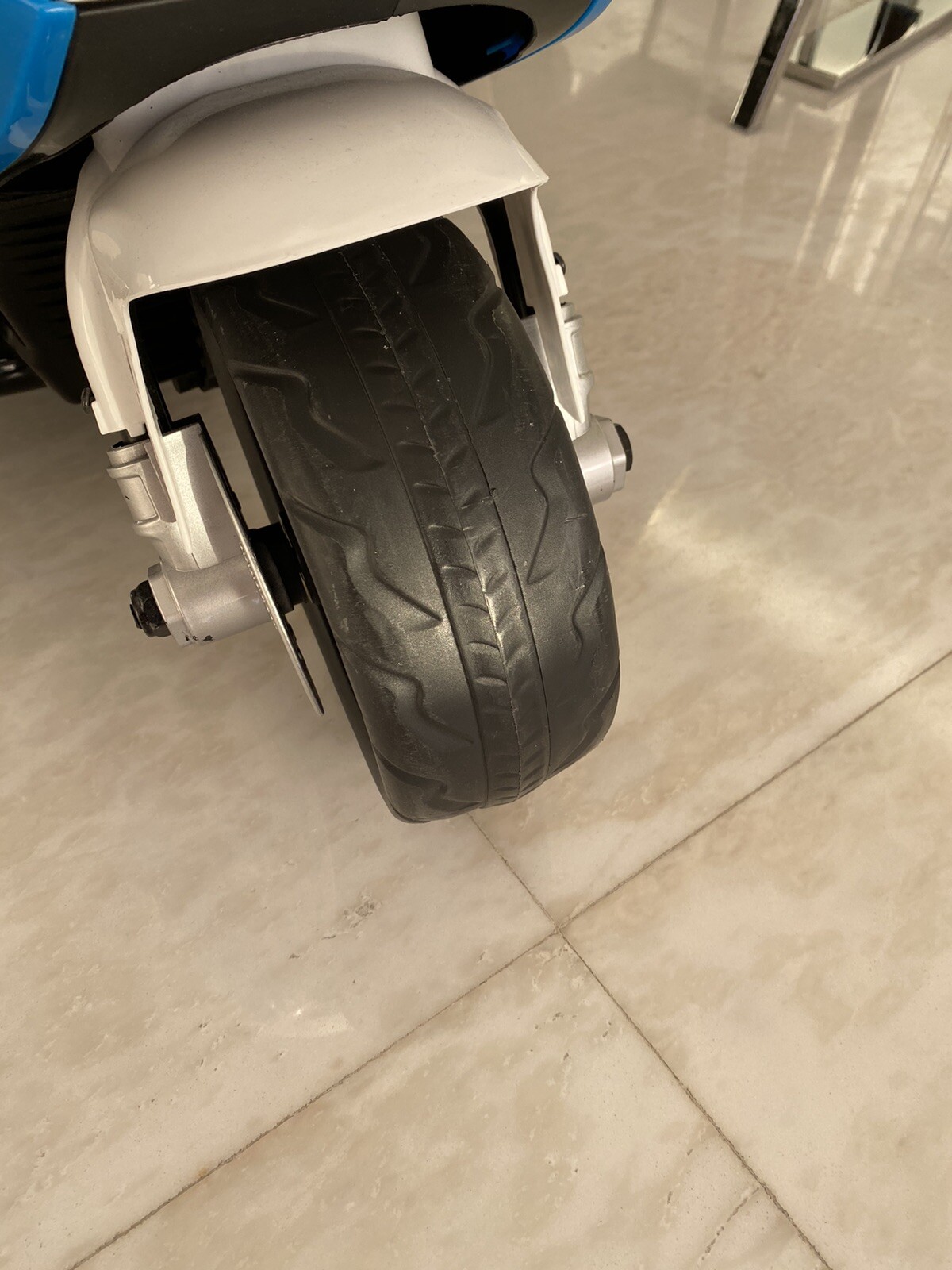 6V BMW 3 Wheels Electric Motorcycle