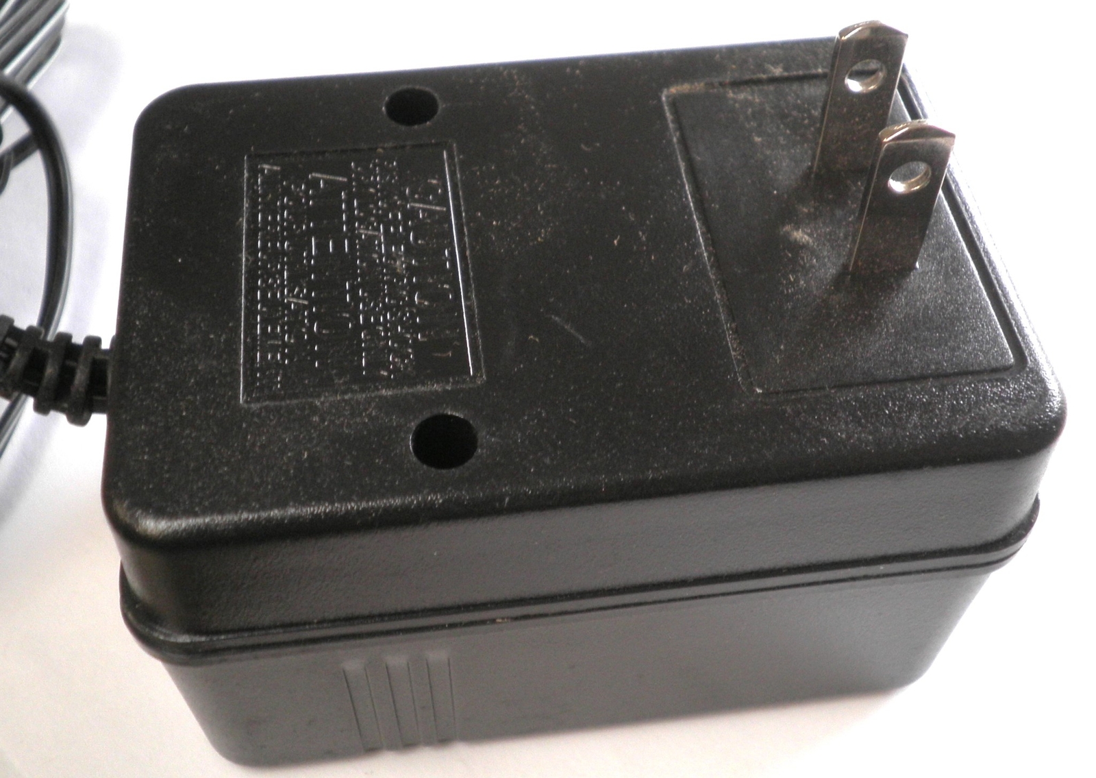 TT CLASS 2 BATTERY CHARGER FOR RIDE ON 12V D48-12-1000 PARTS 759