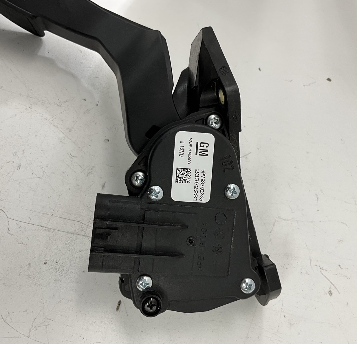 2016 Nissan Maxima Accelerator Gas Pedal with Sensor OEM