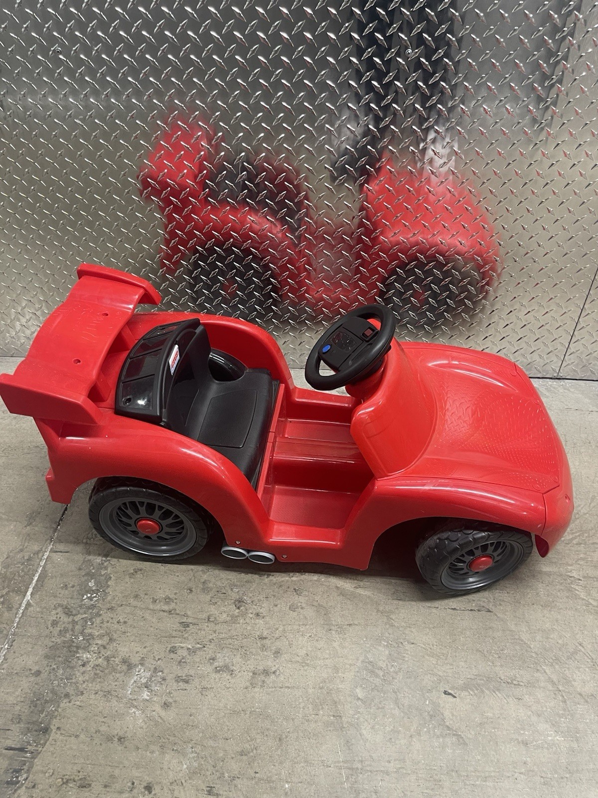 Rare Power Wheels Fisher Price Lil Lighting McQueen CARS Ride On Needs Battery