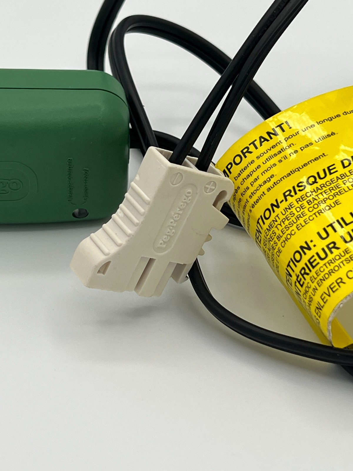 Peg Perego Original 6 Volt Green Charger