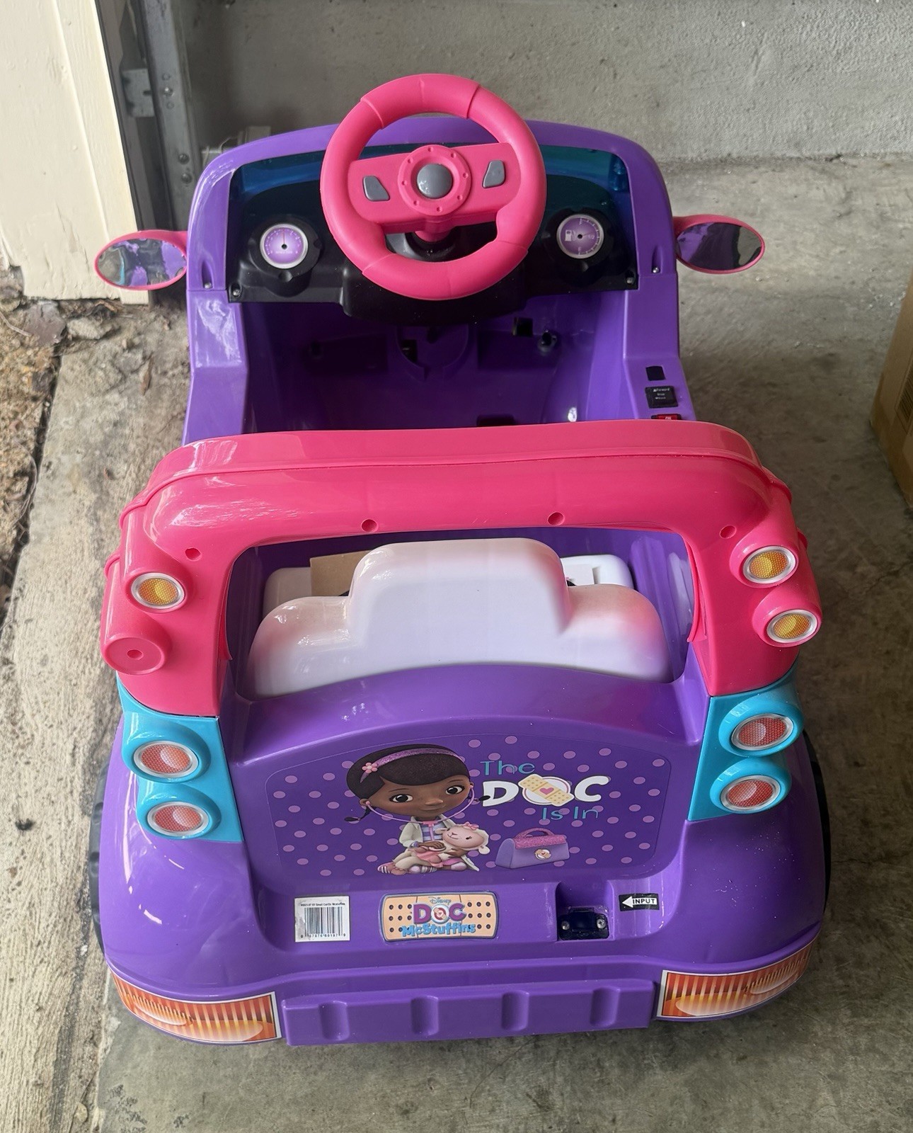 Doc McStuffins 6V Electric Ride-On, Age 3-7 Local Memphis/Bartlett Pick Up Only