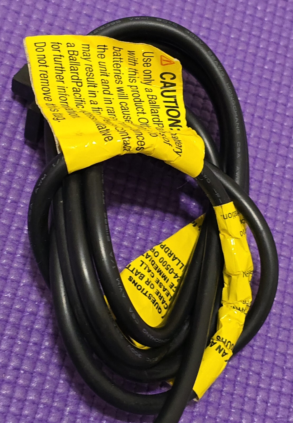Battery Charger Power Supply Adapter Class 2 Model: SL12-12-03E Output: 12VDC 1A