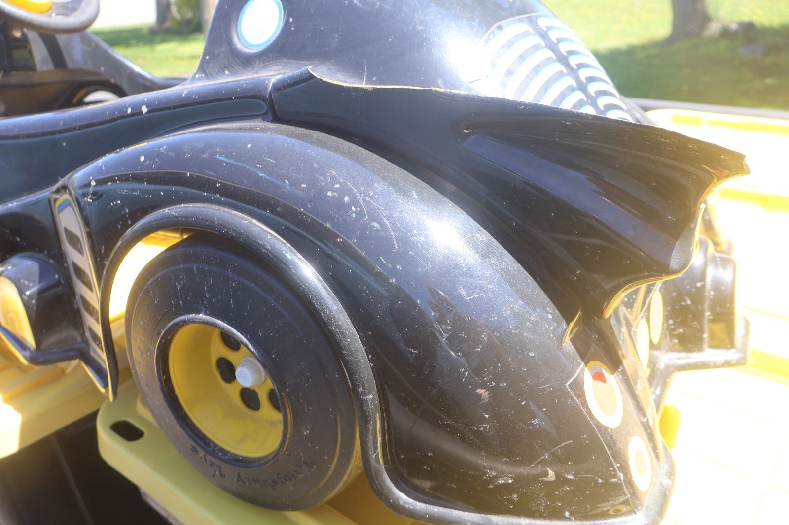 Nice Rare 1989 Mini-Motors Bat-Man Batmobile Power Wheels Motor Car Kingsbury