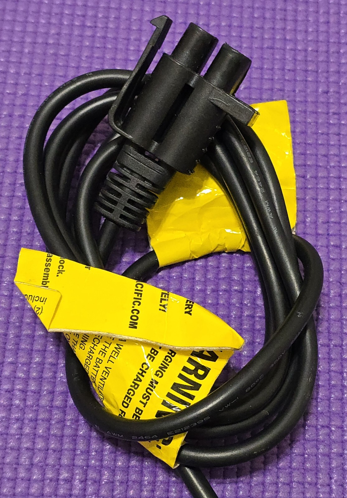 Battery Charger Power Supply Adapter Class 2 Model: SL12-12-03E Output: 12VDC 1A