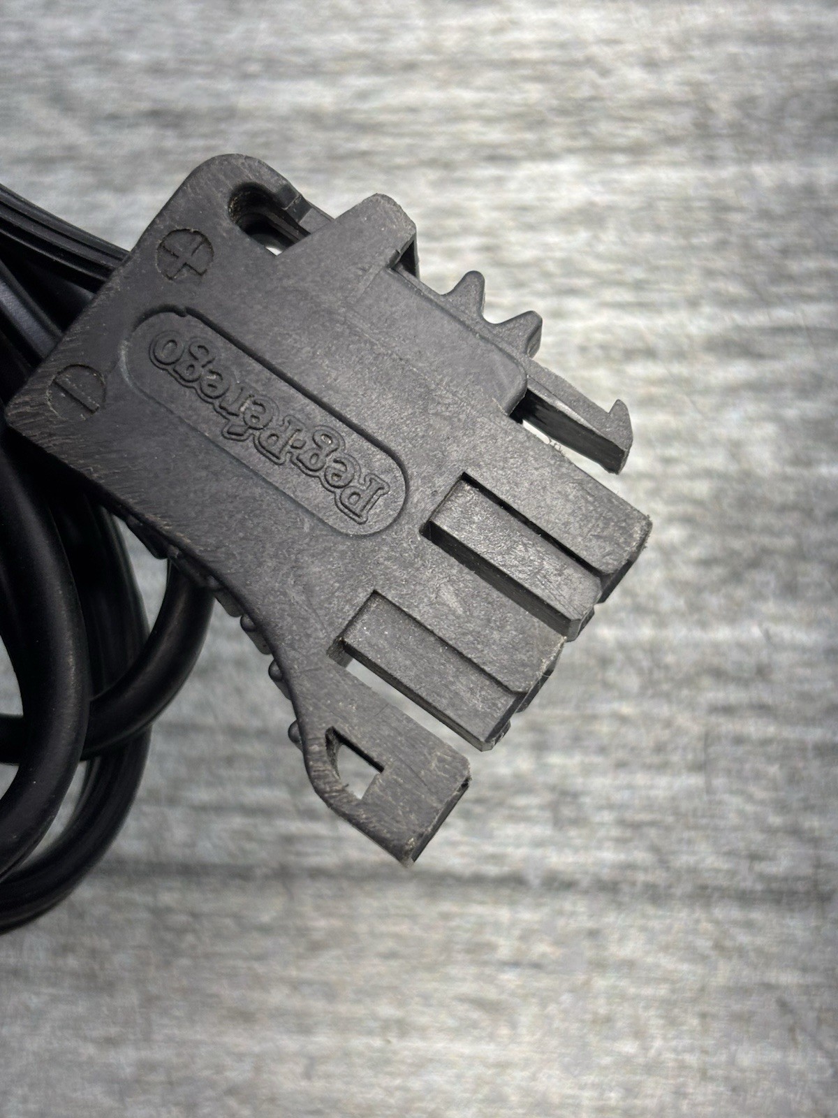 Peg Perego OEM 12-Volt Class 2 Ride On Toy Battery Charger 25200023 John Deere